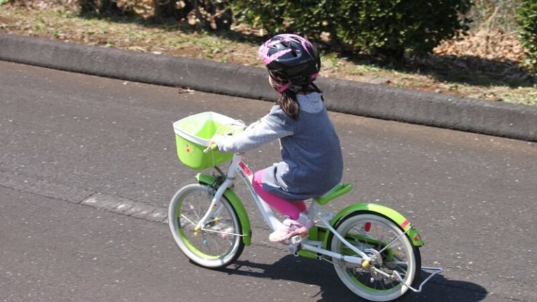 自転車 が 乗れる よう に なるには