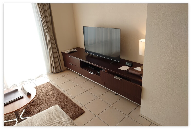 部屋のテレビ（男爵倶楽部）